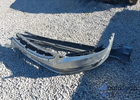 2015 Volvo S60 T5 Platinum z USA, uszkodzony, nr VIN YV126MFD4F1304048